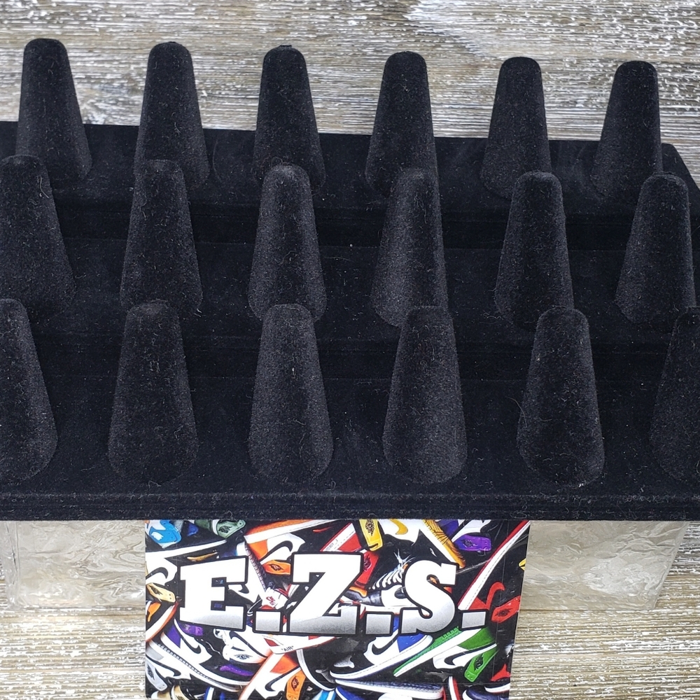 Black Velvet Finger Ring Showcase Display 18 Slot Jewelry Organizer Stand